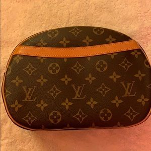 AUTHENTIC LOUIS VUITTON BLOIS